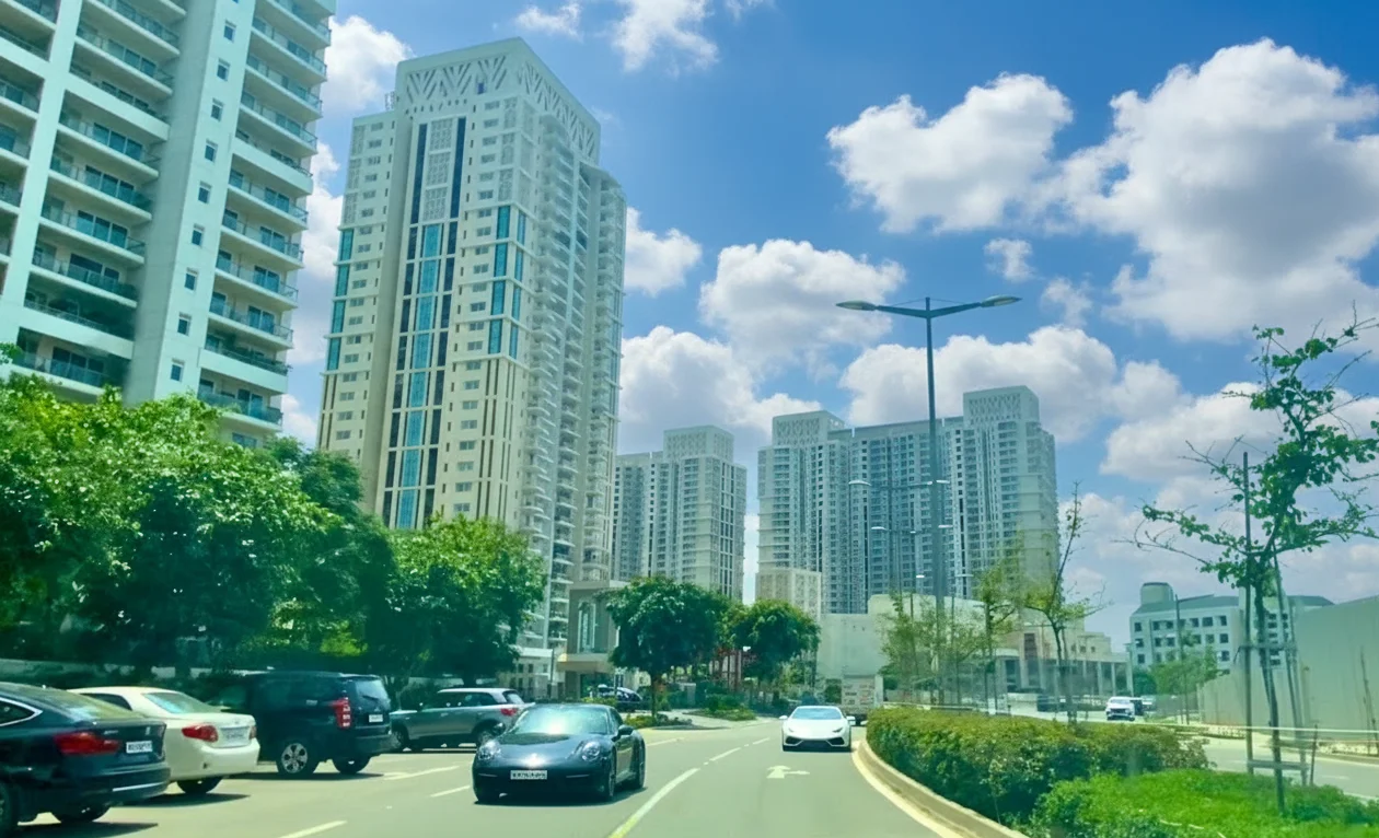 golf course road gurgaon paradise for the elites